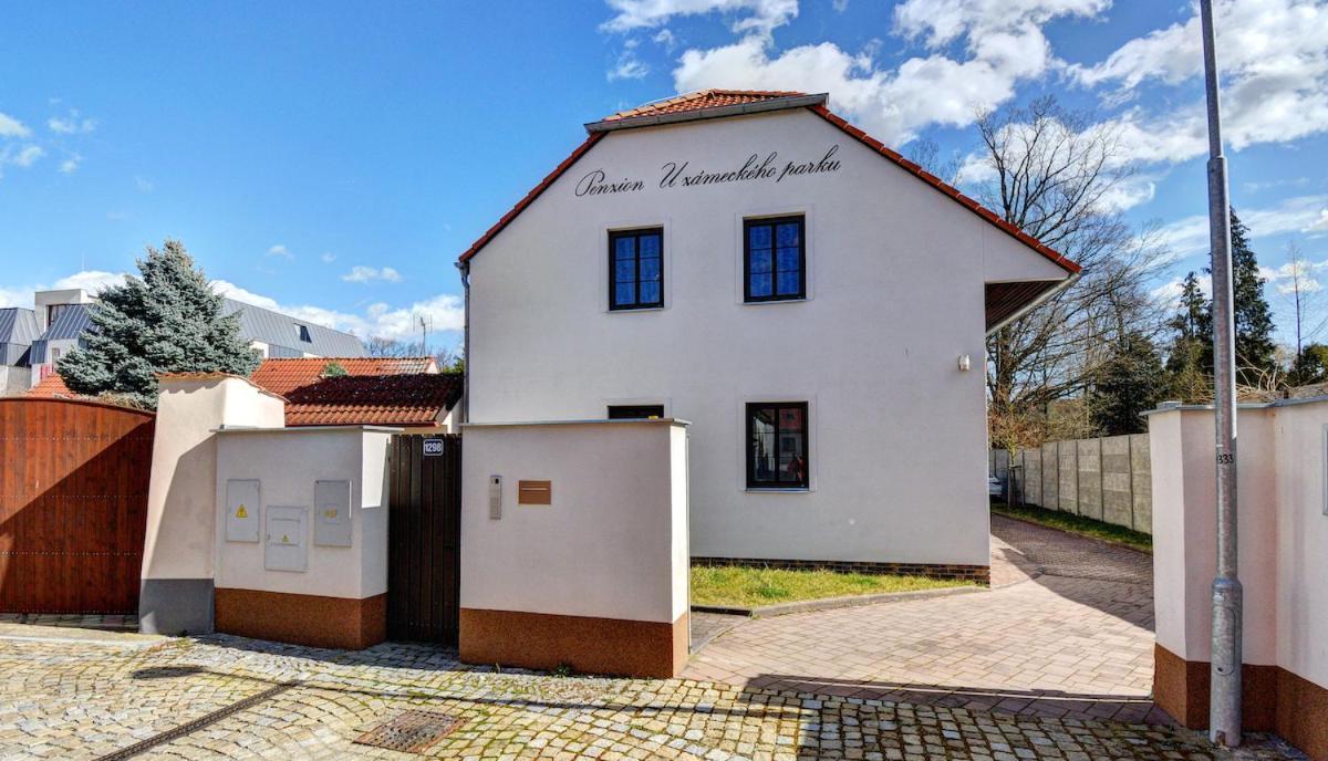 Penzion U Zameckeho Parku Třeboň Eksteriør bilde