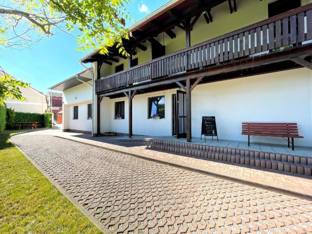 Penzion U Zameckeho Parku Třeboň Eksteriør bilde